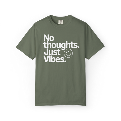 No Thoughts, Just Vibes – Funny Minimalist Graphic Tee